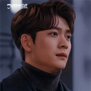 Voluminous Parted Curtains